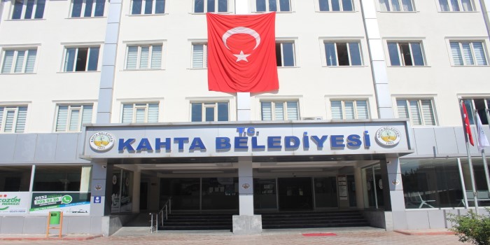 Kahta Belediyesi’nden ihalelerde yolsuzluk haberi ile ilgili açıklama yapıldı